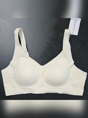 Cream Wireless Comfort Bra - Smooth Everyday Support
